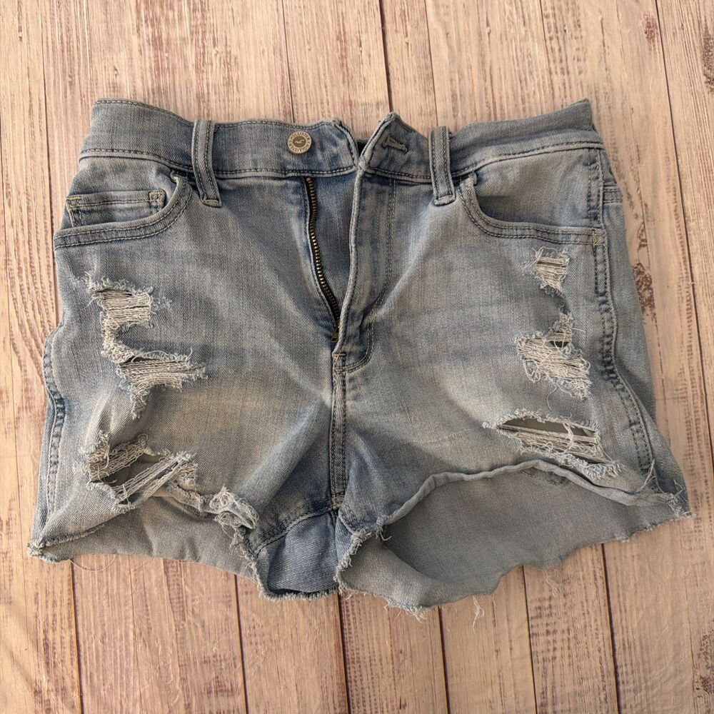 Hollister Women’s High Rise Shorts Stretch Distressed Denim 3” size 27
